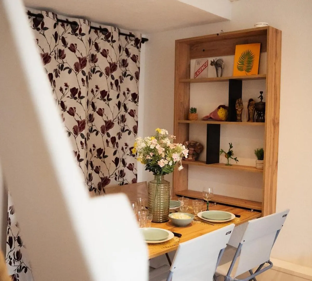 Apartment Logement Avec Jardinet Dans Residence Avec Piscine Sanary-sur-Mer France