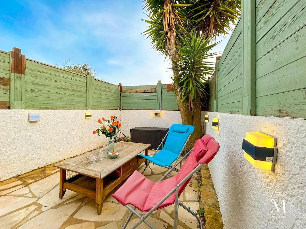 Logement Avec Jardinet Dans Residence Avec Piscine Sanary-sur-Mer